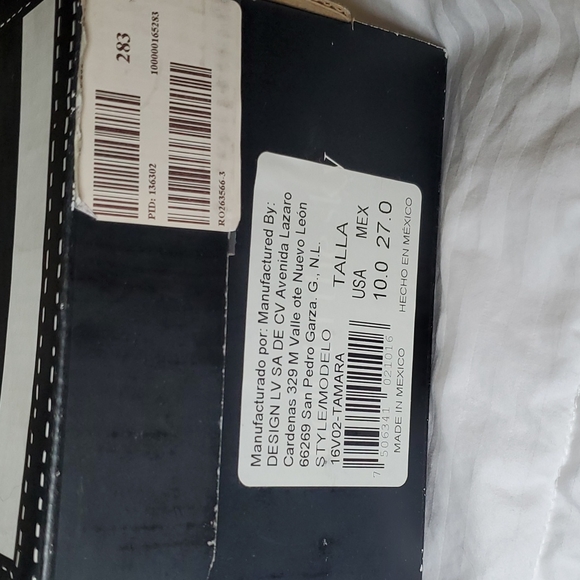 BNIB Love Flats by Loly in the Sky - Picture 8 of 8